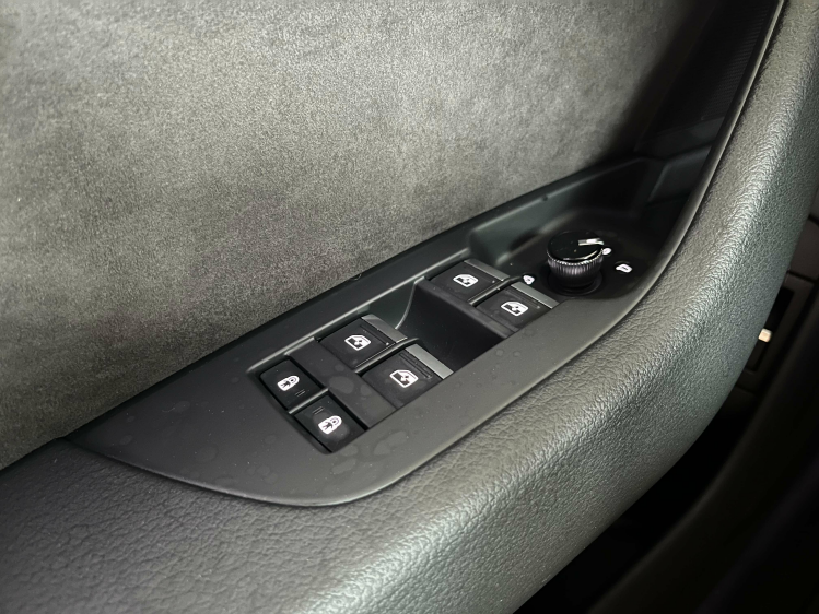 Audi A6 40 TDi Sport S tronic Virtual-Cockpit/Sportzetels Leconte Motors