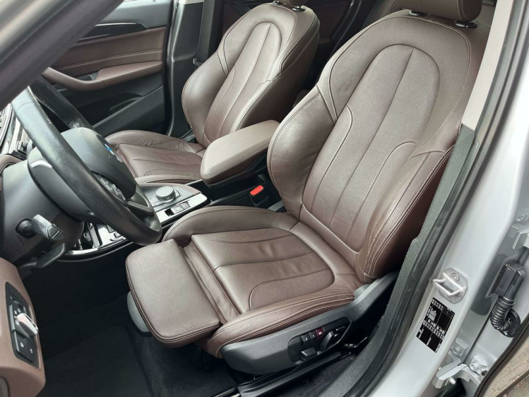 BMW X1 1.5iA sDrive18 X-Line Panodak/Leder/Camera/HUD/... Leconte Motors