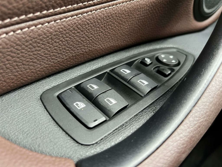 BMW X1 1.5iA sDrive18 X-Line Panodak/Leder/Camera/HUD/... Leconte Motors