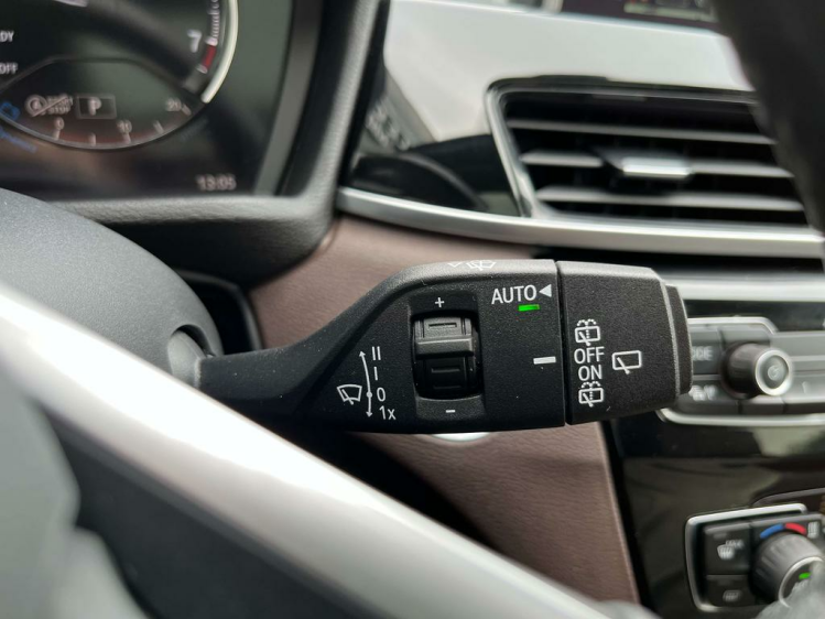 BMW X1 1.5iA sDrive18 X-Line Panodak/Leder/Camera/HUD/... Leconte Motors