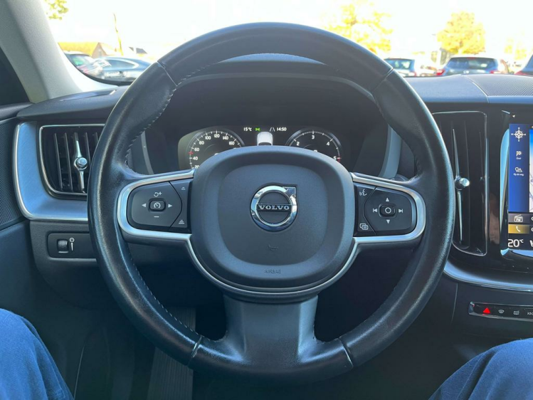 Volvo XC60 2.0 D4 Momentum Geartronic LED/Camera/Leder/Gps... Leconte Motors