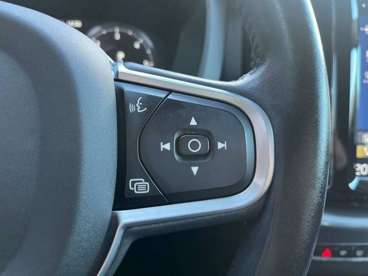 Volvo XC60 2.0 D4 Momentum Geartronic LED/Camera/Leder/Gps... Leconte Motors