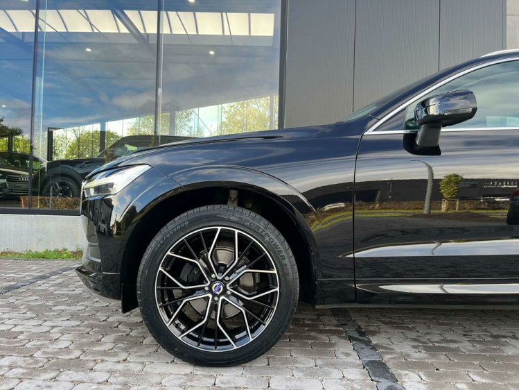 Volvo XC60 2.0 D4 Momentum Geartronic LED/Camera/Leder/Gps... Leconte Motors