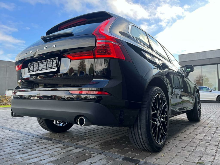 Volvo XC60 2.0 D4 Momentum Geartronic LED/Camera/Leder/Gps... Leconte Motors