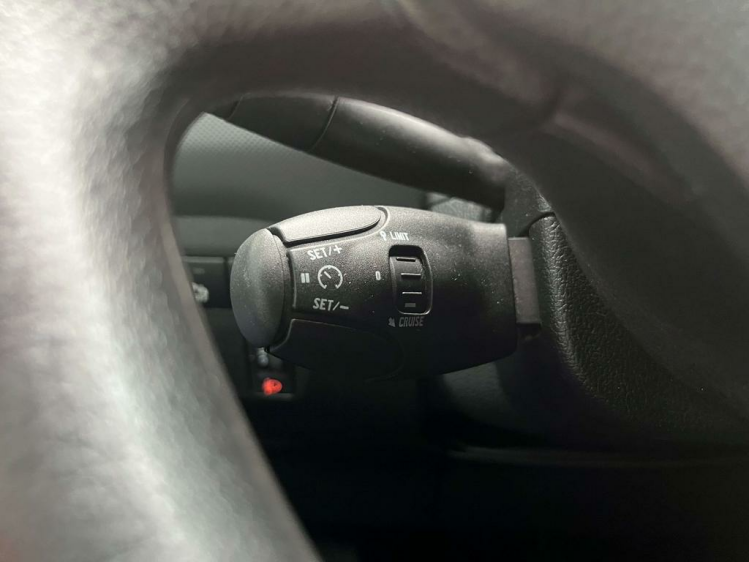 Peugeot Partner 1.6HDI Lichte Vracht 3-zit GPS/PDC/Trekhaak...! Leconte Motors