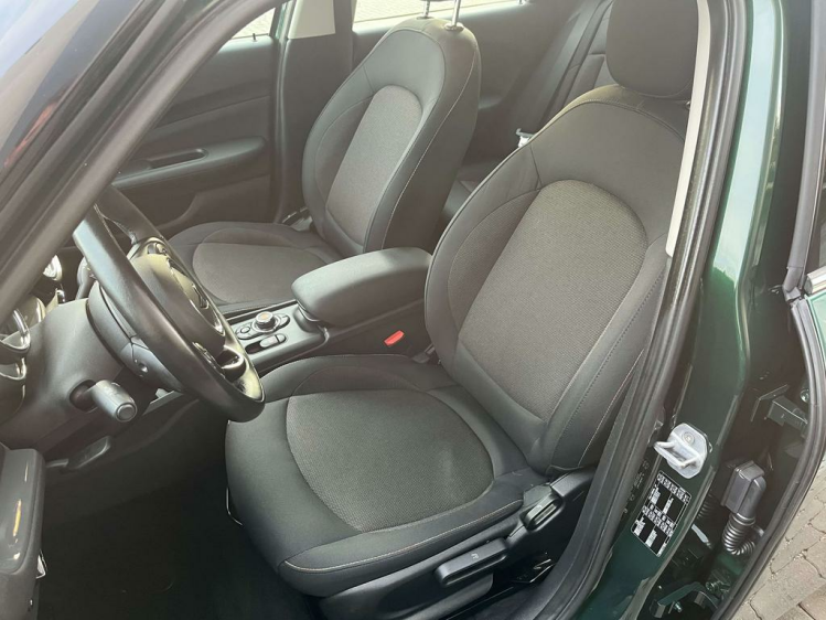 MINI One Clubman 1.5iA Navigatie/Cruise/PDC/Bluetooth/Airco/...!! Leconte Motors