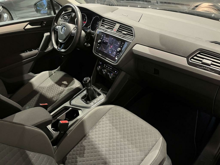 Volkswagen Tiguan 1.5 TSI Navigatie/Camera/ACC/Bluetooth/Trekhaak.. Leconte Motors