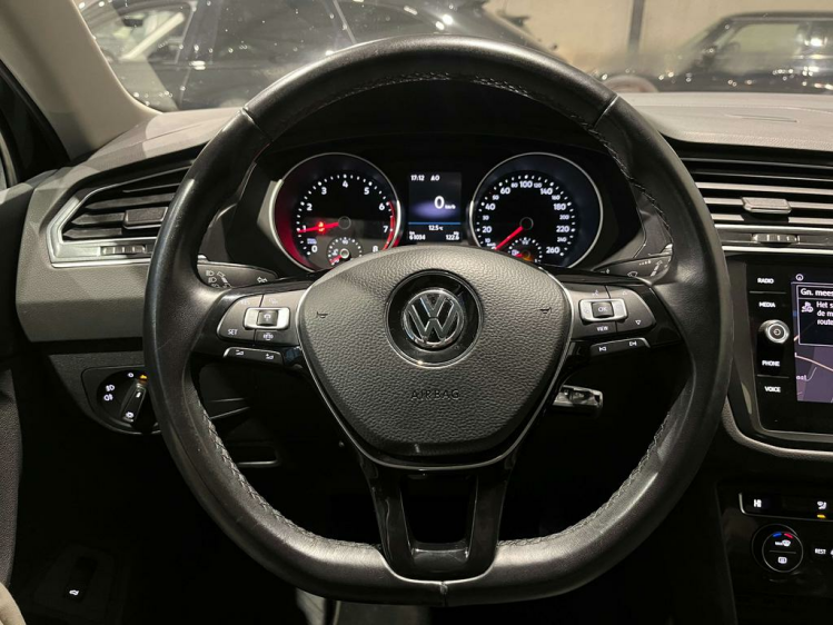 Volkswagen Tiguan 1.5 TSI Navigatie/Camera/ACC/Bluetooth/Trekhaak.. Leconte Motors