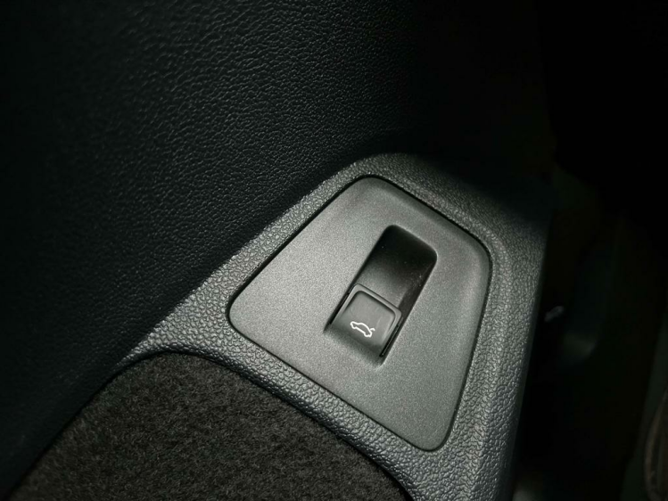 Volkswagen Tiguan 2.0 TDi LED/Virtual/Panodak/Leder/360'CAM/Trekhaak Leconte Motors