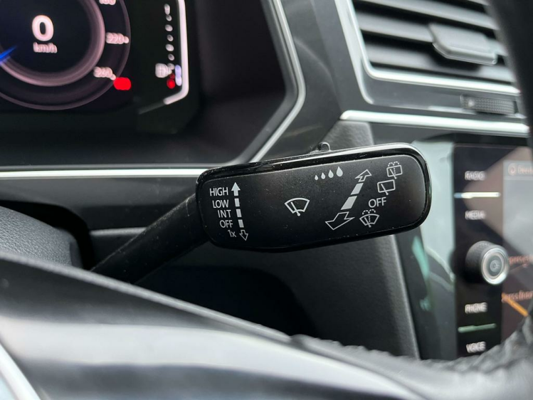 Volkswagen Tiguan 2.0 TDi LED/Virtual/Panodak/Leder/360'CAM/Trekhaak Leconte Motors