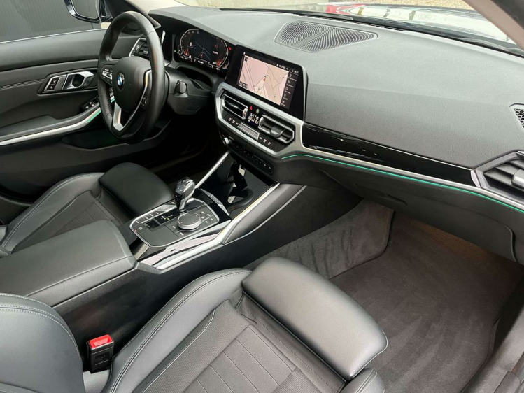 BMW 320 320iA Berline Navi-Pro/Sportzetels/HUD/Camera/... Leconte Motors