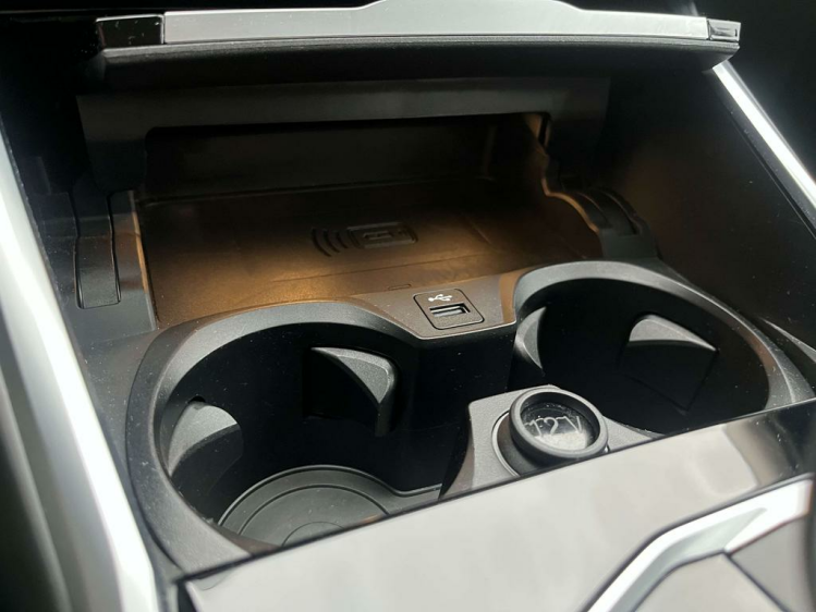 BMW 320 320iA Berline Navi-Pro/Sportzetels/HUD/Camera/... Leconte Motors