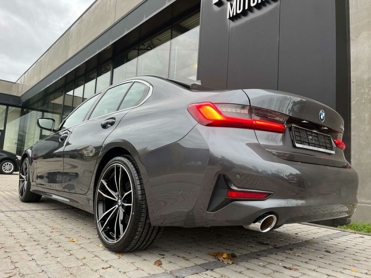 BMW 320 320iA Berline Navi-Pro/Sportzetels/HUD/Camera/... Leconte Motors