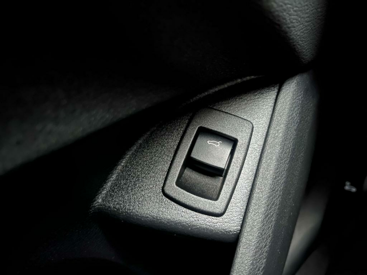 BMW X1 1.5 dA sDrive16 Facelift Leder/Gps/Zetelverwarming Leconte Motors