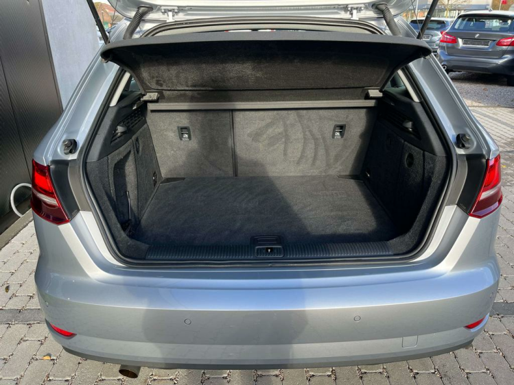 Audi A3 30 TFSI S-Tronic Xenon/Leder/Gps/Cruise/PDC/BLTH Leconte Motors