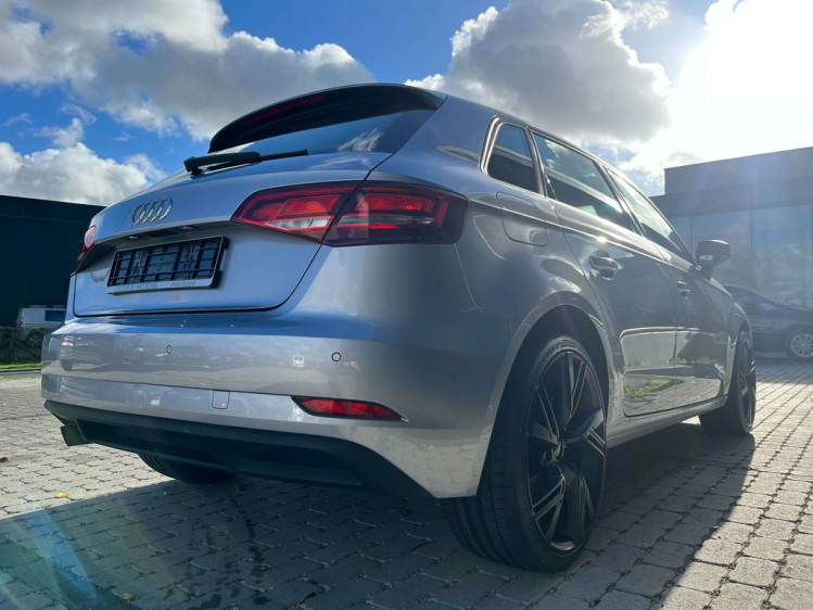 Audi A3 30 TFSI S-Tronic Xenon/Leder/Gps/Cruise/PDC/BLTH Leconte Motors