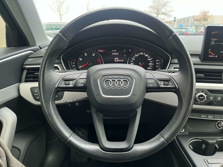 Audi A4 35 TDi S-Tronic LED-Matrix/Leder/Sportzetels/GPS.. Leconte Motors