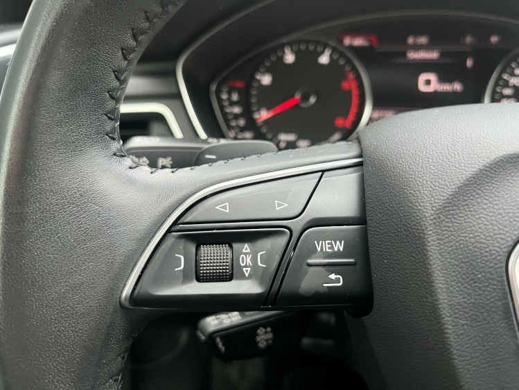 Audi A4 35 TDi S-Tronic LED-Matrix/Leder/Sportzetels/GPS.. Leconte Motors