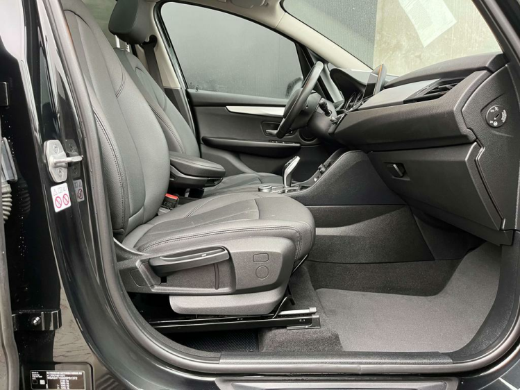 BMW 218 218iA Gran Tourer 7-zitpl/Panodak/Leder/Gps/Trekh! Leconte Motors