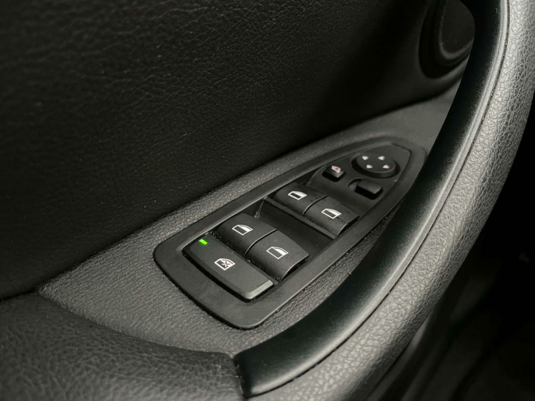 BMW X1 2.0 dA sDrive18 Panodak/Leder/Gps/Camera/Trekhaak Leconte Motors