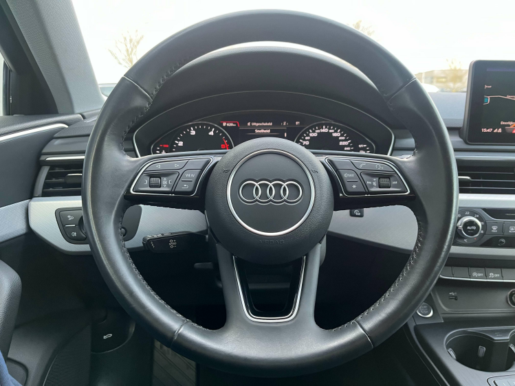 Audi A4 30 TDi S tronic LED-Matrix/Lederen-Sportzetels/GPS Leconte Motors