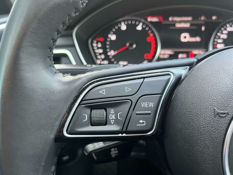 Audi A4 30 TDi S tronic LED-Matrix/Lederen-Sportzetels/GPS Leconte Motors