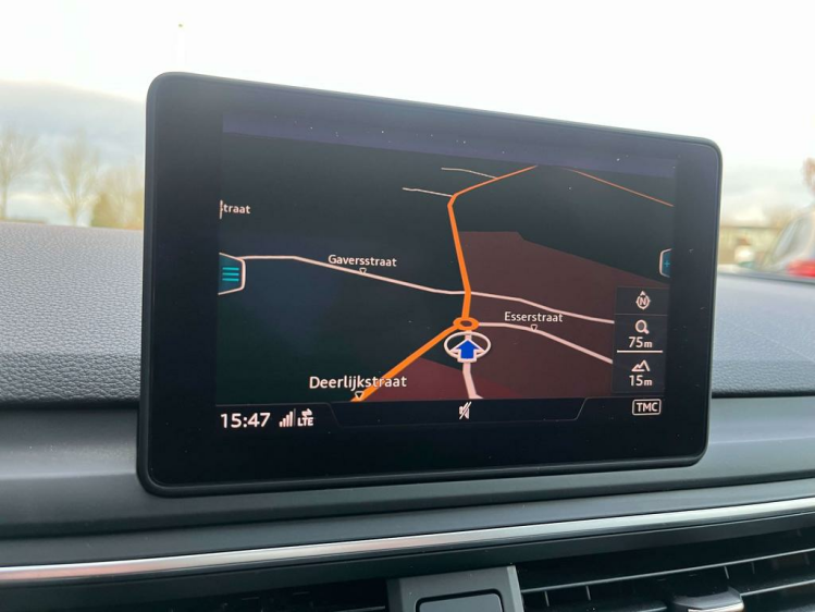 Audi A4 30 TDi S tronic LED-Matrix/Lederen-Sportzetels/GPS Leconte Motors