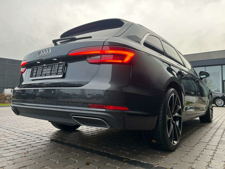 Audi A4 35 TDi S-Tronic Full LED Matrix/Leder/Sportzetels! Leconte Motors