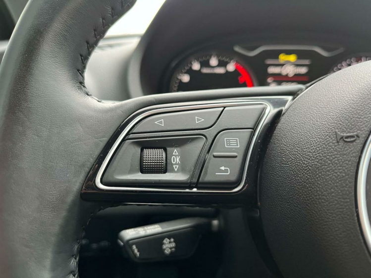 Audi A3 30 TFSI S tronic Xenon/Navigatie/Cruise/PDC/BLTH Leconte Motors