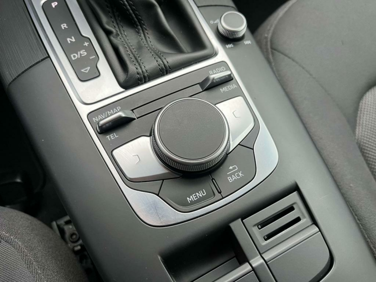 Audi A3 30 TFSI S tronic Xenon/Navigatie/Cruise/PDC/BLTH Leconte Motors