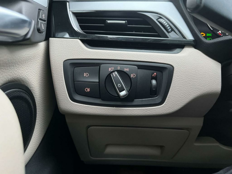 BMW X1 1.5 dA sDrive16 LED/Panodak/Leder/Gps/Camera/BLTH Leconte Motors