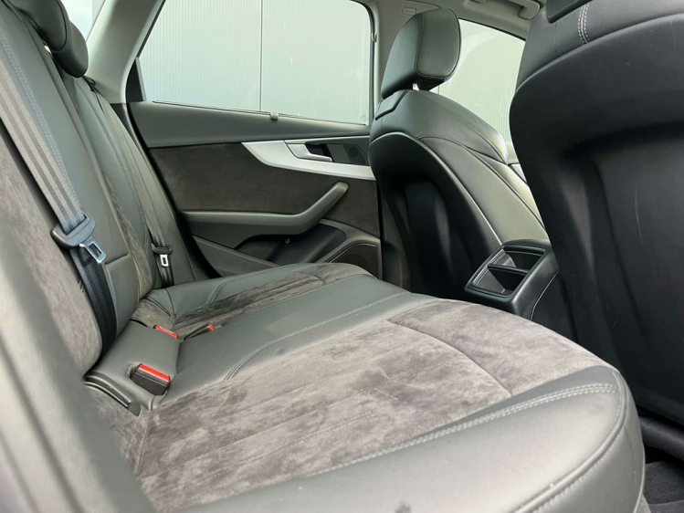 Audi A4 35 TDi S-Tronic Facelift Virtual/Pano/Sportzetels! Leconte Motors