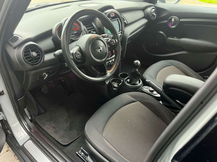 MINI One 1.5i 5-deurs Facelift Navigatie/Cruise/Sportstuur! Leconte Motors