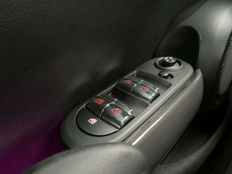 MINI One 1.5i 5-deurs Facelift Navigatie/Cruise/Sportstuur! Leconte Motors