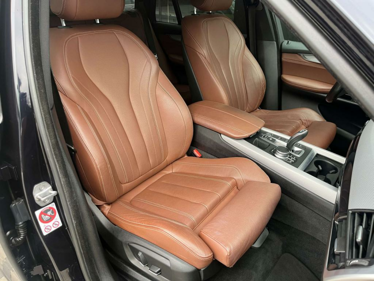 BMW X5 2.0AS xDrive40e Hybrid M-Sportpack HUD/Memory/CAM Leconte Motors