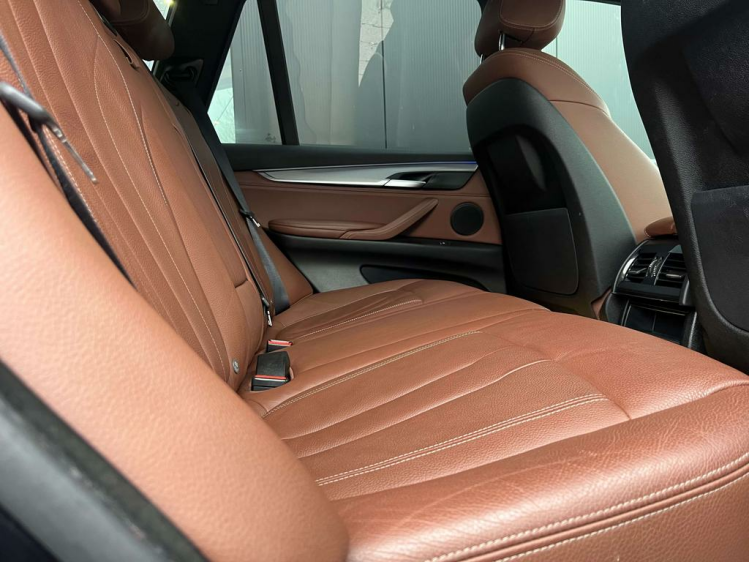 BMW X5 2.0AS xDrive40e Hybrid M-Sportpack HUD/Memory/CAM Leconte Motors