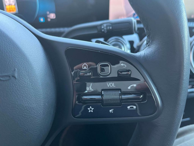 Mercedes-Benz A 200 Widescreen/Leder/Sportzetels/Camera/Cruise/PDC/... Leconte Motors