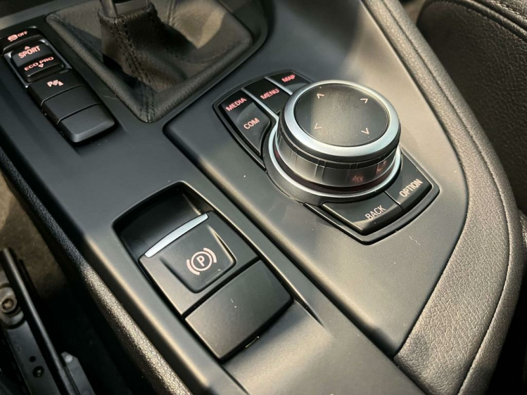 BMW X1 1.5iA sDrive18 Facelift Leder/Gps-Pro/HUD/Camera.. Leconte Motors