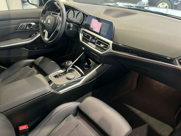 BMW 320 320iA Berline LED/Sportzetels/Navigatie-Pro/Camera Leconte Motors