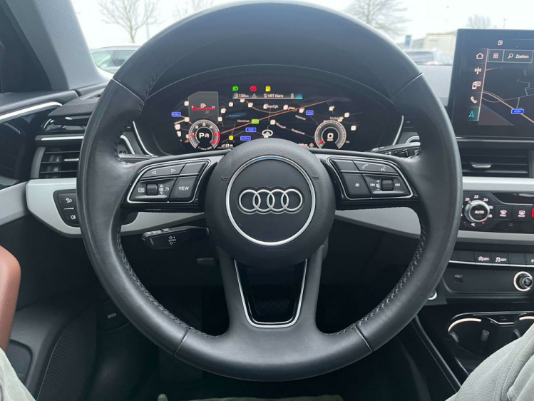 Audi A4 30 TDi S-tronic Facelift Panodak/LED-Matrix/Leder Leconte Motors