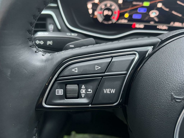 Audi A4 30 TDi S-tronic Facelift Panodak/LED-Matrix/Leder Leconte Motors