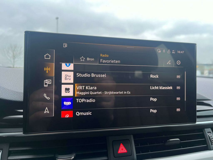 Audi A4 30 TDi S-tronic Facelift Panodak/LED-Matrix/Leder Leconte Motors