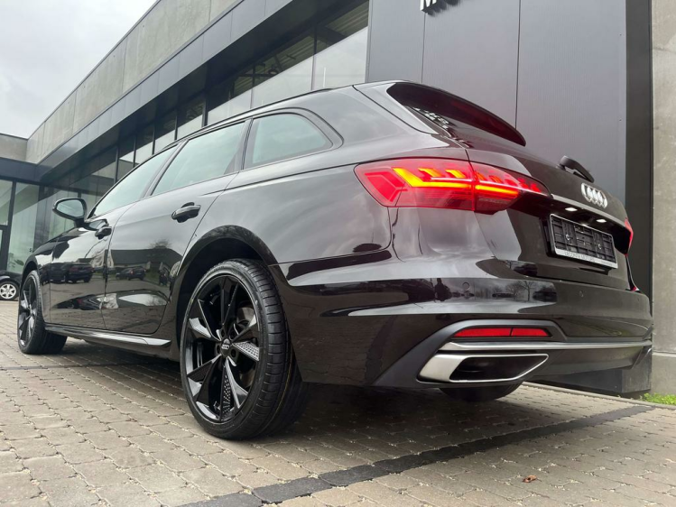 Audi A4 30 TDi S-tronic Facelift Panodak/LED-Matrix/Leder Leconte Motors