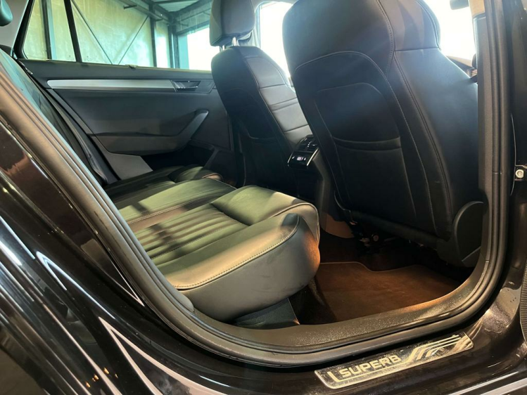 Skoda Superb 1.5 TSI ACT Style DSG Leder/Gps/DAB/Camera/Carplay Leconte Motors