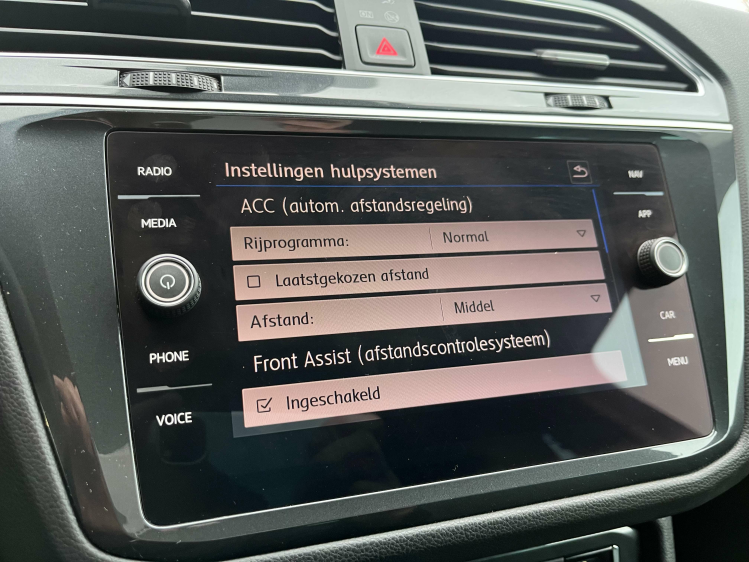 Volkswagen Tiguan 2.0 TDi Navigatie/ACC/Carplay/360CAM/Bluetooth... Leconte Motors
