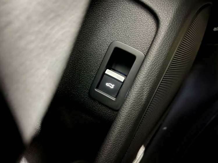 Audi A4 30 TDi S-Tronic Facelift Virtual-Cockpit/Panodak Leconte Motors