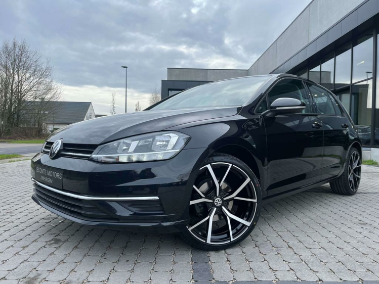 Volkswagen Golf 1.0 TSI DSG Navigatie/Camera/Carplay/ACC/BLTH...! Leconte Motors