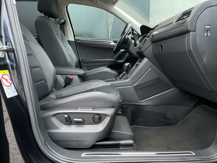 Volkswagen Tiguan Allspace 2.0 TD R-Line Platinum 7-zit/Panodak/Virtual/360' Leconte Motors