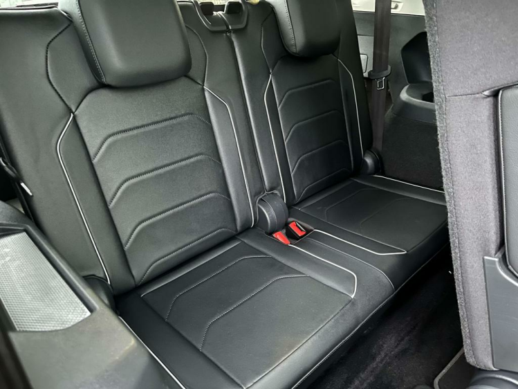 Volkswagen Tiguan Allspace 2.0 TD R-Line Platinum 7-zit/Panodak/Virtual/360' Leconte Motors