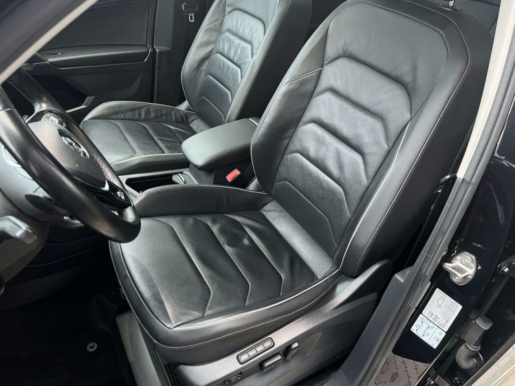 Volkswagen Tiguan Allspace 2.0 TD R-Line Platinum 7-zit/Panodak/Virtual/360' Leconte Motors